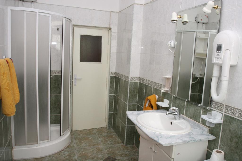 Hotel Ss Residence Unirii Bucureşti Ngoại thất bức ảnh