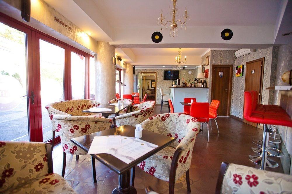 Hotel Ss Residence Unirii Bucureşti Ngoại thất bức ảnh